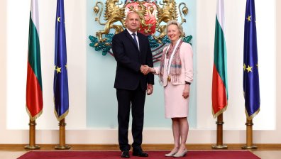 Радев награди посланика на Австрия Андреа Вике с орден "Мадарски конник"