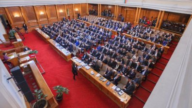 Машинно гласуване, видеонаблюдение, мажоритарни избори. Какво се промени в ИК? (ОБЗОР)