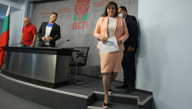 Нинова: Търсим 121 депутати за 6-месечна програма, издигаме Василев за премиер