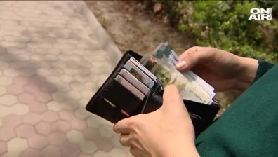 Загубени портмонета се превърнаха в повод за запознанство