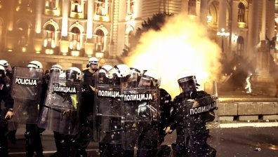 Като на война в Белград заради мерките срещу коронавируса