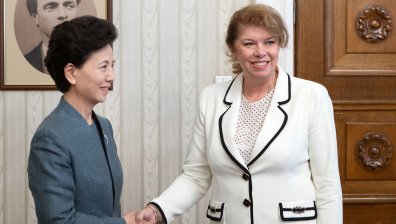 Йотова поиска по-лесен достъп на български храни и стоки до пазара в Китай