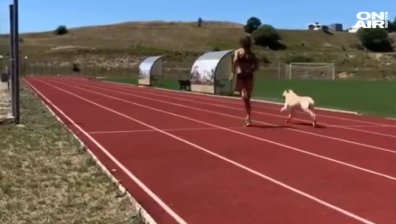 Ивет Лалова надбяга лабрадора си по време на тренировка