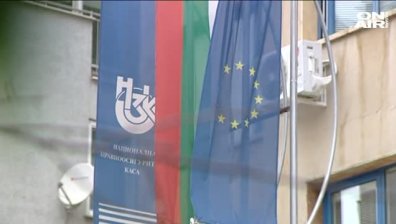 НЗОК не може да отстрани шефа си, обръща се към НС