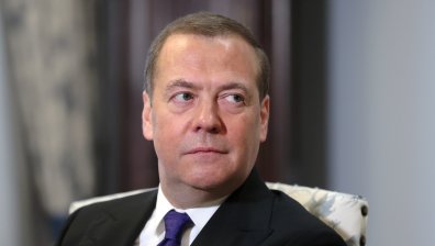 Медведев с прогноза 2023 г.: Война в САЩ, Илън Мъск става президент, ЕС се разпада