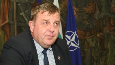 Български пилоти могат да се обучават в още 10 страни от НАТО