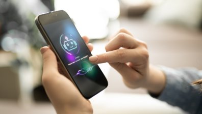 OpenAI променя ChatGPT: Вече няма да се съгласява с всичко