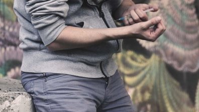 Дилъри и наркомани са наводнили столичен парк