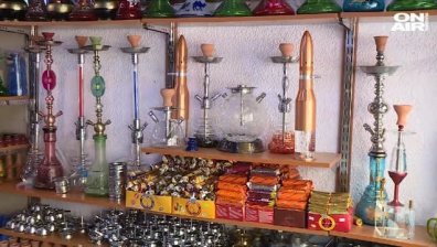 Край училищата: Продават незаконно цигари и наргилета на децата