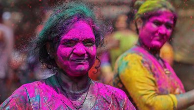 В Индия е време за "Холи" – фестивалът на доброто и цветовете(ВИДЕО)