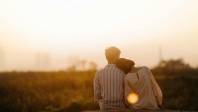 Зодиите, които няма да признаят, че ви харесват и крият чувствата си