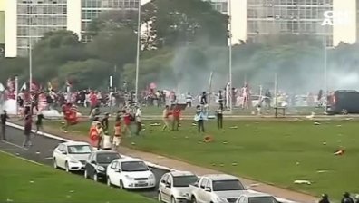 Масови протести и десетки арестувани в Бразилия