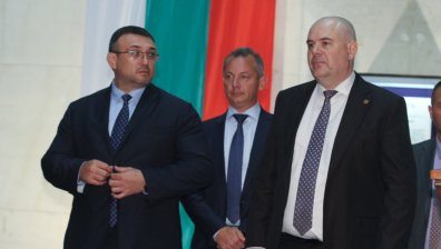 ДАНС и МВР ще проверяват за нарушения при съхранението на отпадъци в страната