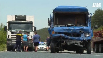 Катастрофа на АМ "Струма" причини задръствания