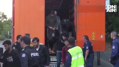 В Бургас хванаха 44-ма мигранти на кръстовището, където автобус уби двама полицаи