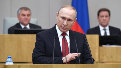 Путин - пожизнен президент, ако КС разреши