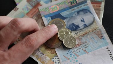 "Тренд": 56% от българите пазаруват по-малко храна, 76% се притесняват за сметките през зимата