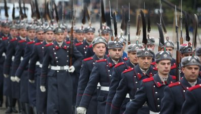 Военният клуб посрещна офицери за традиционния коледен бал