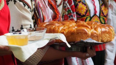 Домашна пита с мед за Благовещение (РЕЦЕПТА)