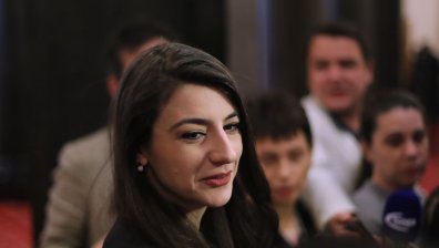 Прокуратурата за имунитета на Лена Бориславова: Не се съобразяваме с ретроградния Меркурий