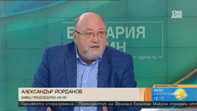 Сегашният тон в парламента е бил подходящ за началото на прехода, но не и сега