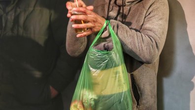От заплата до заплата: 90% от българите не инвестират, 73% не спестяват пари