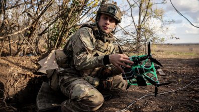 Украйна напредва технологично във войната, произвежда дронове с 1000 км обсег