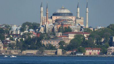 Докъде ще стигне Ердоган в решенията си за "Св. София"