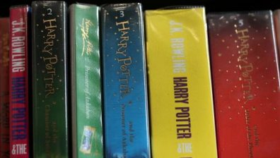 Дж. К. Роулинг ще представи четири нови книги за Хари Потър