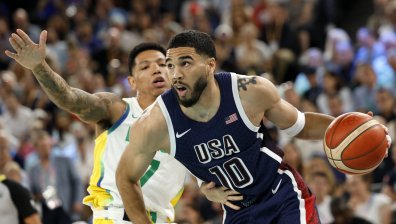 САЩ разбиха Бразилия на Олимпиадата и са на два мача от златото в баскетбола
