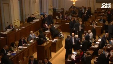 След скандал: Правителството в Чехия подаде оставка