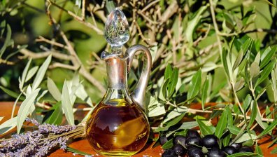 Цените на зехтина скочиха до нови рекорди заради сушата на Средиземно море