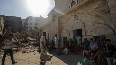 Камиони с хуманитарна помощ от Египет преминаха в Газа