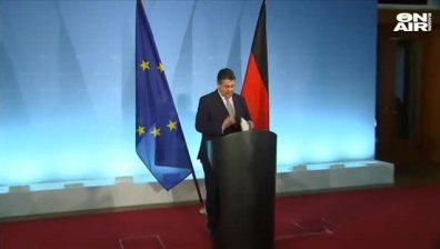 Германия отвърна на Турция, че прекалява с обвиненията за нацизъм