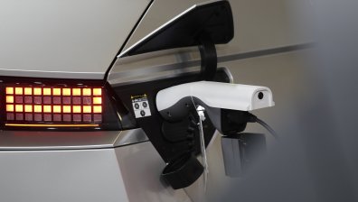 Изобретиха батерия за&nbsp;електромобил с живот 1 млн. км и годност до 50 г.