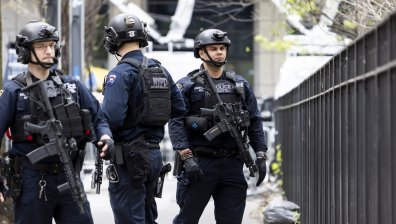 Двама убити и един тежко ранен при нападения с нож в Ню Йорк