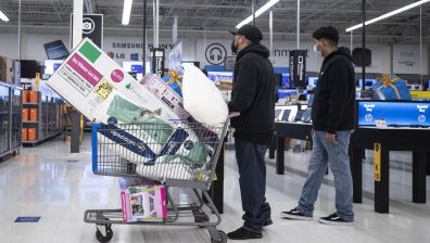 На фона на пандемията: Колко похарчиха американците на Черния петък