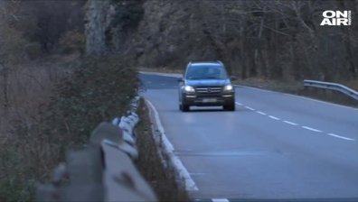 Блокада на пътя край Кресна