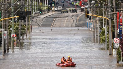 Рекордни наводнения в Австралия, цели градове са под вода (+ВИДЕО)