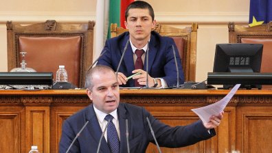 Катастрофа: Държавата остава без пътно поддържане, ремонти и зимно почистване