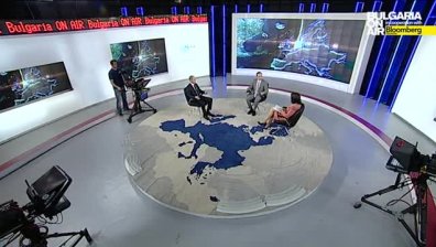 А. Джамбазки предложи военна операция и санитарна зона в Либия за спиране потока бежанци