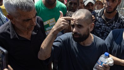 Израелски въздушен удар в Газа уби 10 палестинци