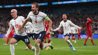 Хари Кейн "взриви" Уембли, пращайки Англия на финал