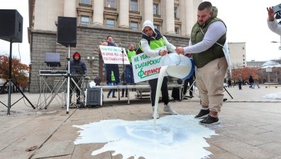 Министър Вътев за земеделците: България наистина дава най-високи субсидии
