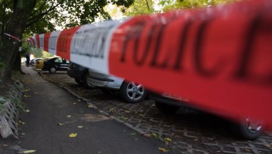 В Пловдив откриха тялото на мъртъв мъж, омотано във вериги и със забити пружини