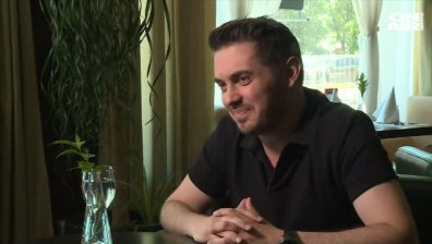 Михалис Хаджиянис: "De Fevgo" е най-поръчваната песен, когато пея