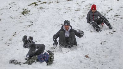Дъжд и сняг в последния работен ден, за Коледа ще се затопли