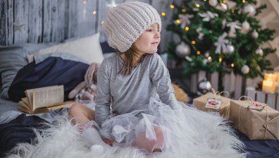 Защо децата вярват в Дядо Коледа, а родителите им охотно ги лъжат?