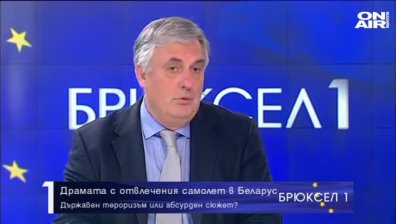 Калфин: Лукашенко няма да се спре пред нищо, за да уплаши протестиращите