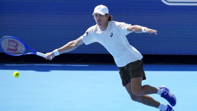 Алекс де Минор и Томи Пол стартираха с бързи победи на US Open